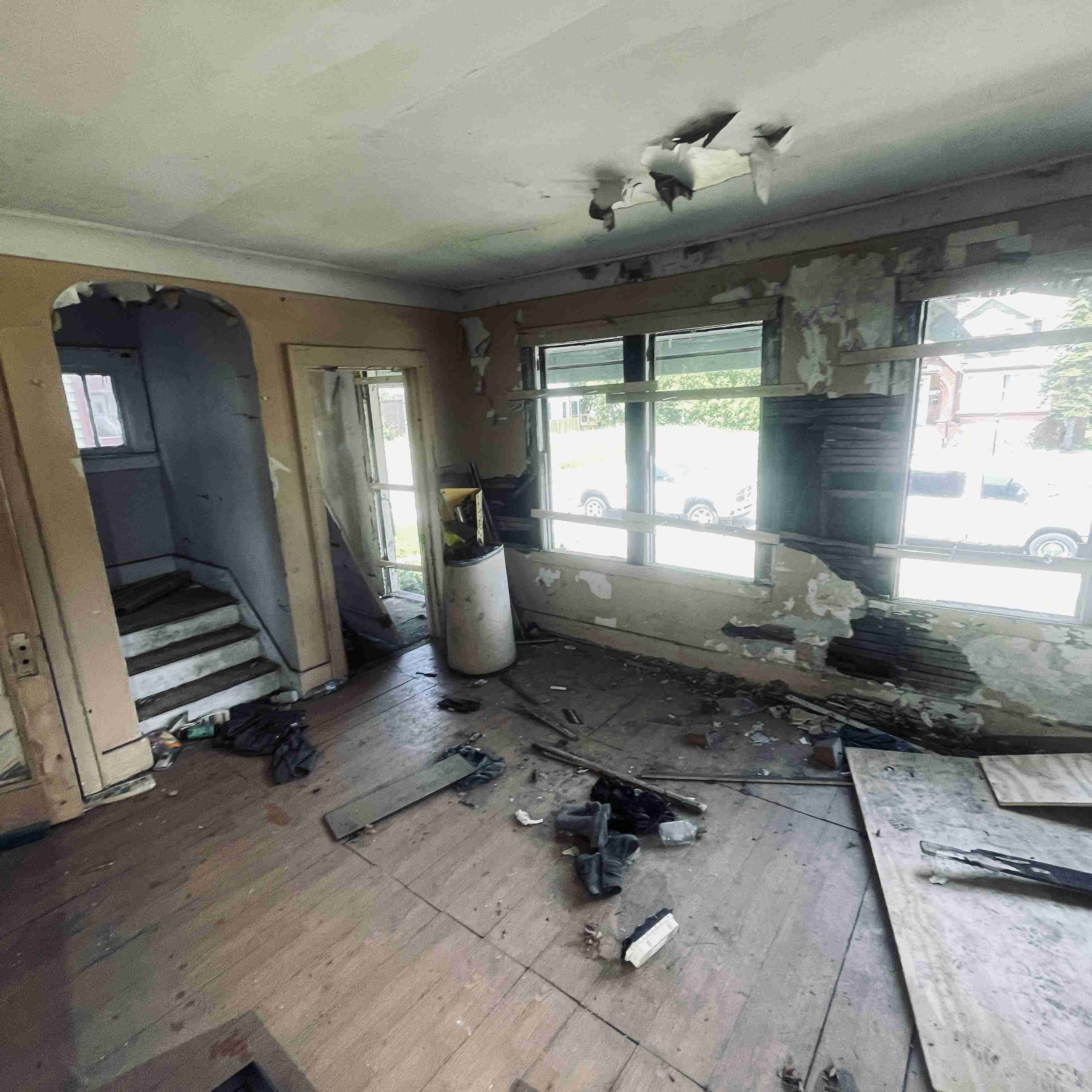 2537 Fullerton (45).jpg